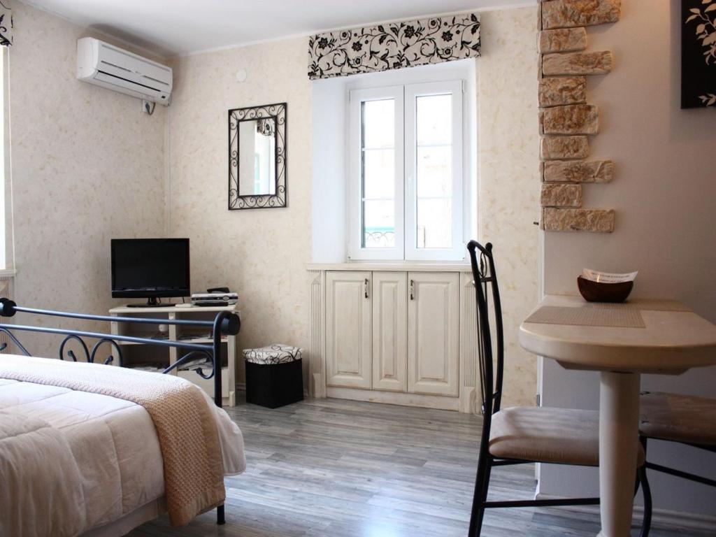 Old Town Apartment シベニク 部屋 写真