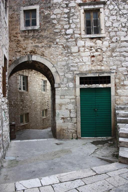 Old Town Apartment シベニク エクステリア 写真