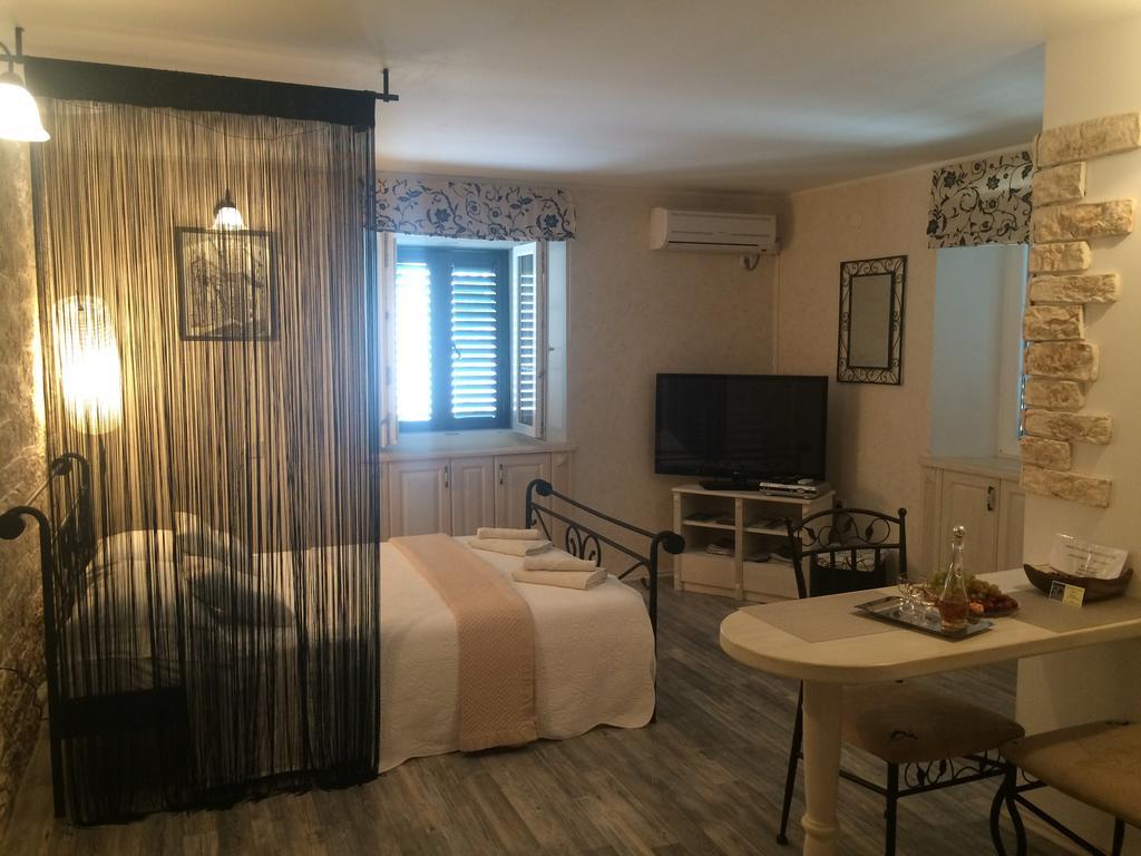 Old Town Apartment シベニク エクステリア 写真